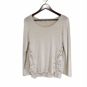 Paper + tee Beige Longsleeve Crochette Sweater Medium